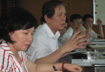 Họp ban sản xuất lần thứ nhất
