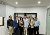 Làm việc với Hiệp hội Kính Singapore và Công ty MMI Asia